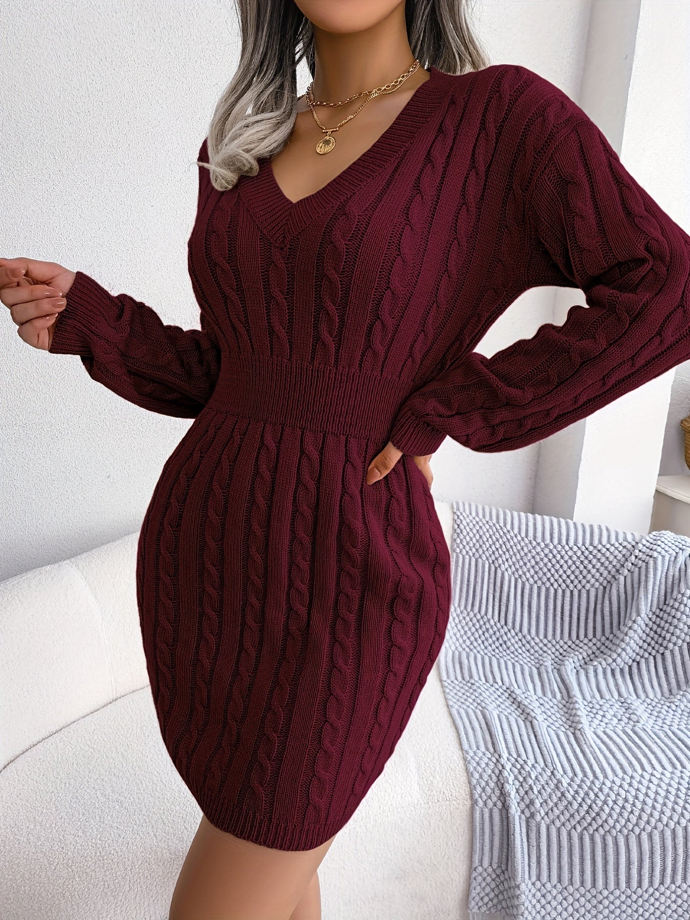 Vestido de malha com cintura torcida em cânhamo, de cor sólida, estilo hip